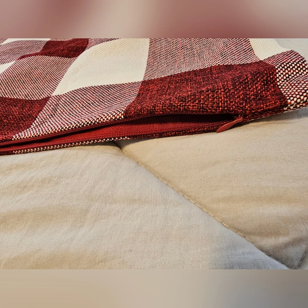 Plaid Red and White Pillow Covers‎ 18x18 Pair